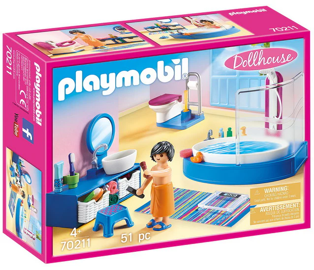 Salle de bain avec baignoire
