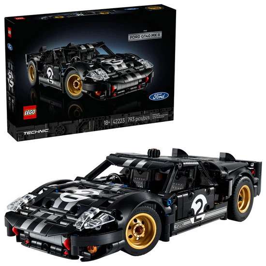 La voiture de course 1966 Ford GT40 MKII